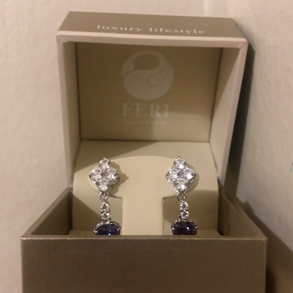 I won these but I don’t want them … not really my Style I never wore them - Picture 2 of 2